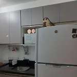 Sinta-Se Em Casa Em Um Lar Provisorio E Completo!