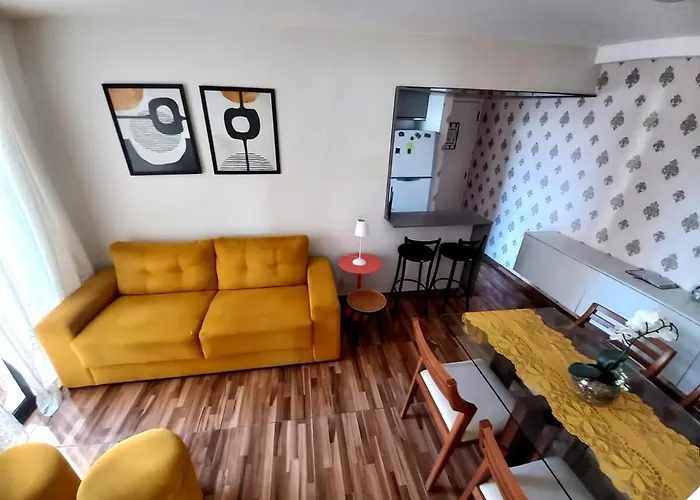 Sinta-Se Em Casa Em Um Lar Provisorio E Completo!